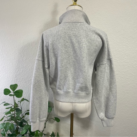 Abercrombie & Fitch Soft A&F Max Essentials Half-Zip Pullover Sweatshirt - Picture 3 of 7